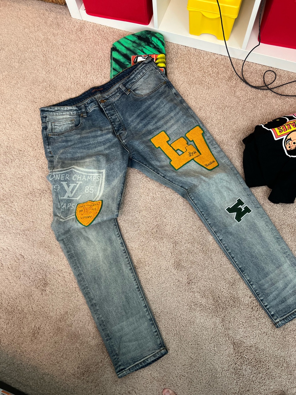 Slim Straight Light Blue Patchwork Jeans with Yellow & Green Patches